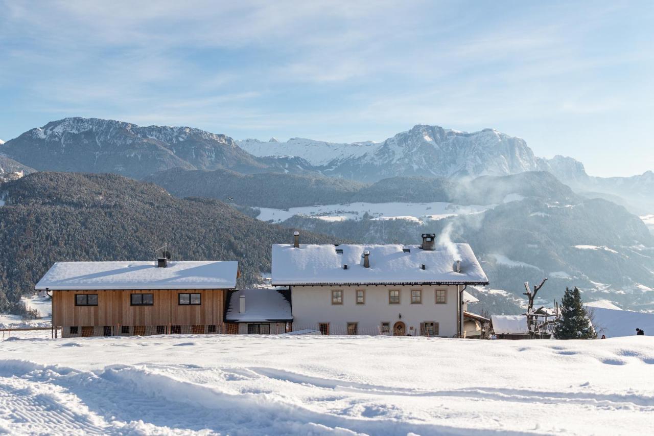 Schweiggerhof -Agriturismo- Farm Holidays Villandro Exterior foto